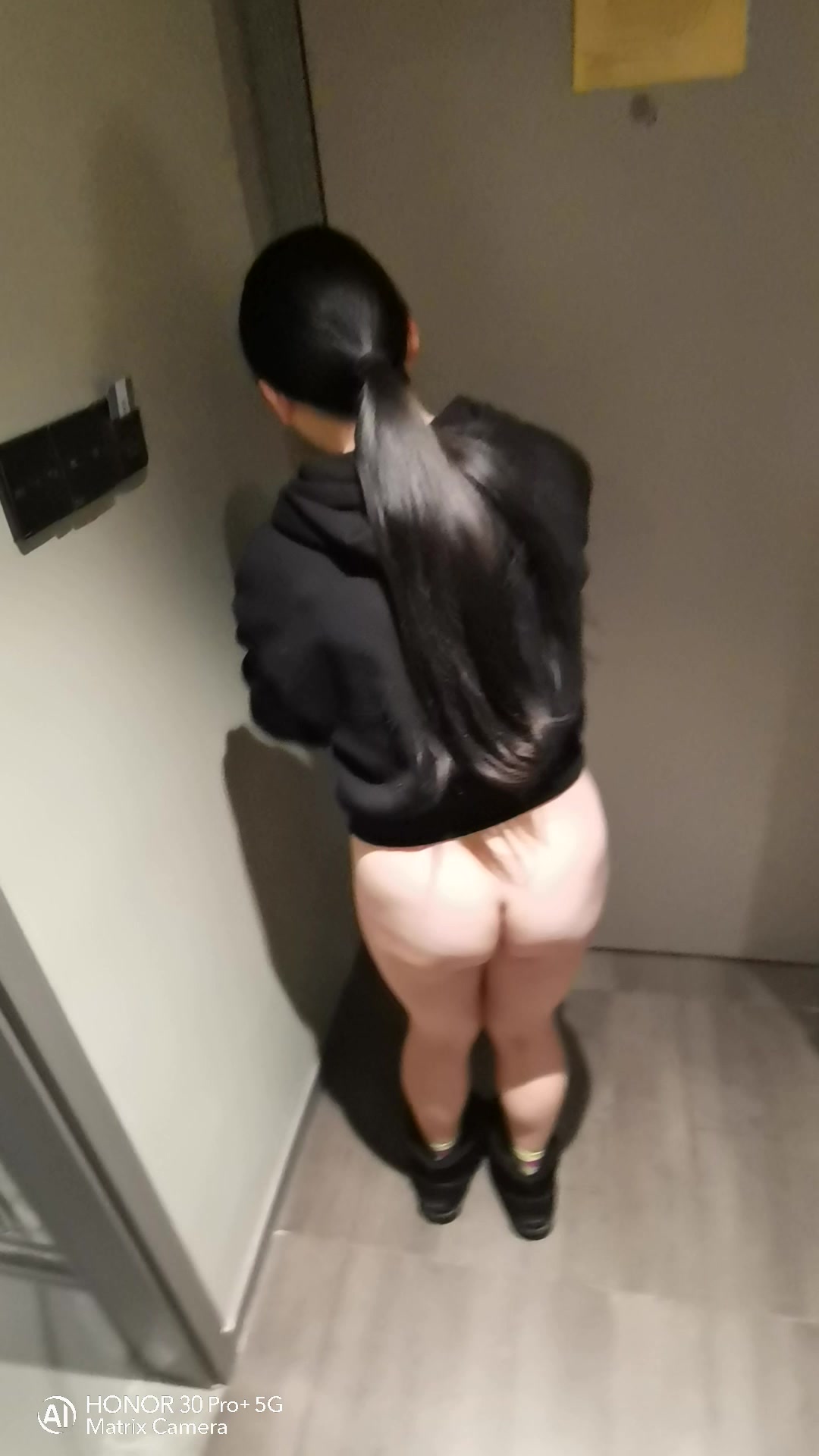 复兴村如家商旅酒店开门偷情做爱外面就是摄像头