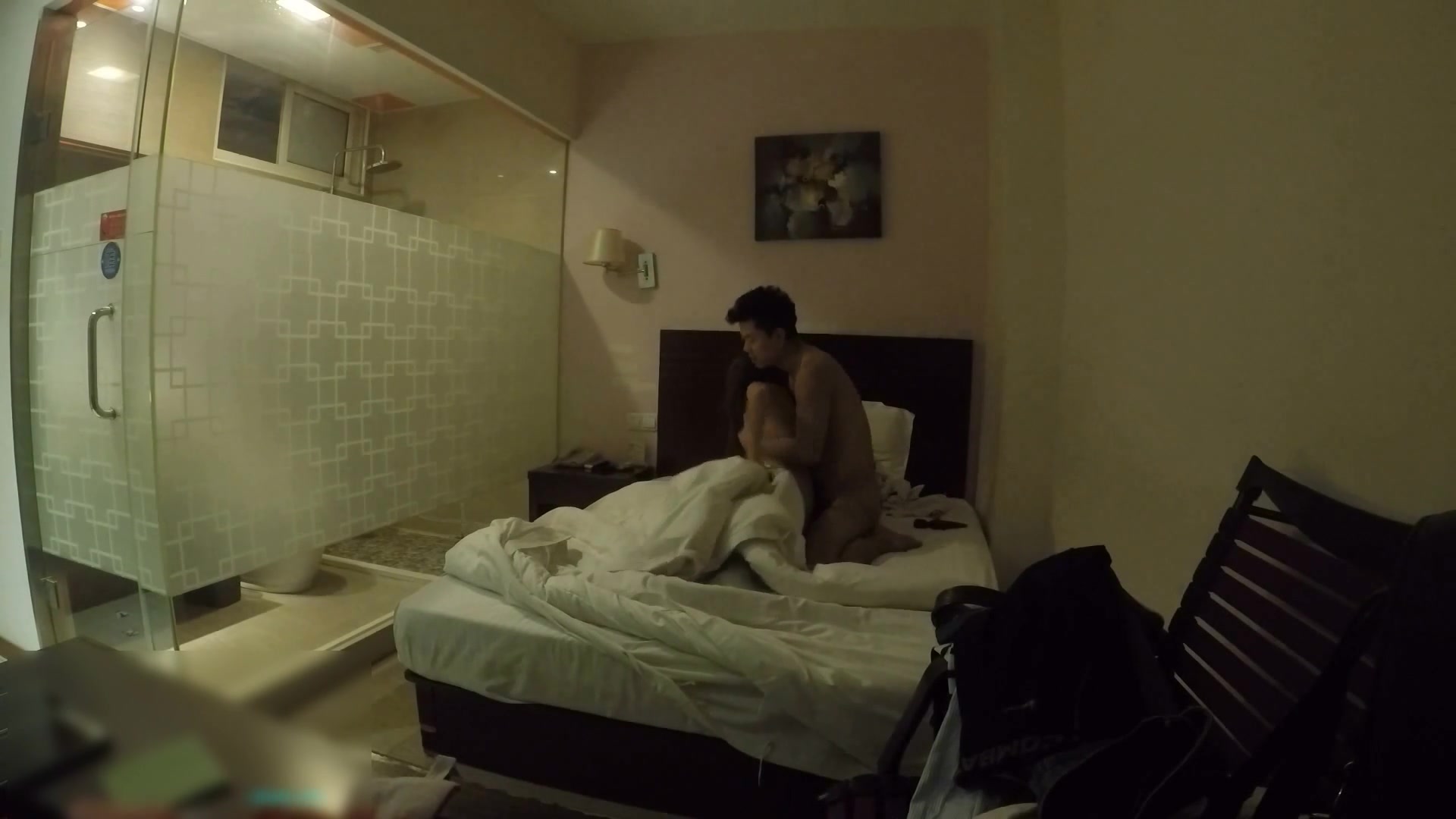 泡妞高手東哥最近勾搭了個苗條身材學院派妹子星級酒店開房啪啪打炮 顏值高服務絕對到位 1080P高清